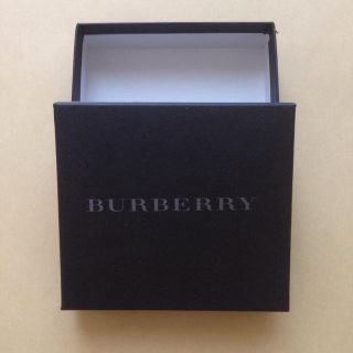 BURBERRY 空箱(ショップ袋)