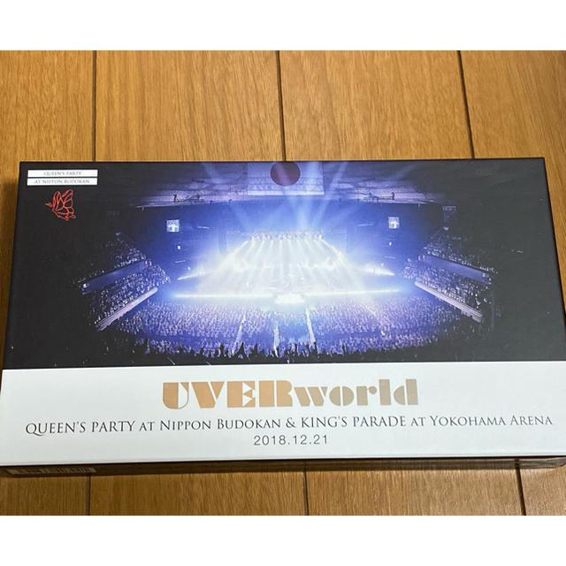 SONY(ソニー)のUVERworld　2018．12．21　Complete　Package　-Q エンタメ/ホビーのDVD/ブルーレイ(ミュージック)の商品写真