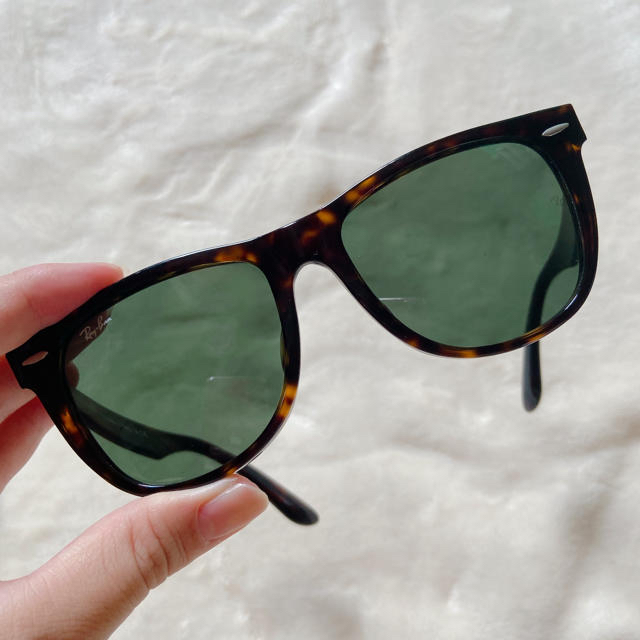 Ray-Ban(レイバン)のRayBan サングラス レディースのファッション小物(サングラス/メガネ)の商品写真