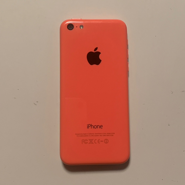 Apple(アップル)のau iPhone5c 16GB ピンク (残債無/判定○) スマホ/家電/カメラのスマートフォン/携帯電話(スマートフォン本体)の商品写真