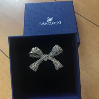 スワロフスキー(SWAROVSKI)のSWAROVSKI ブローチ(ブローチ/コサージュ)