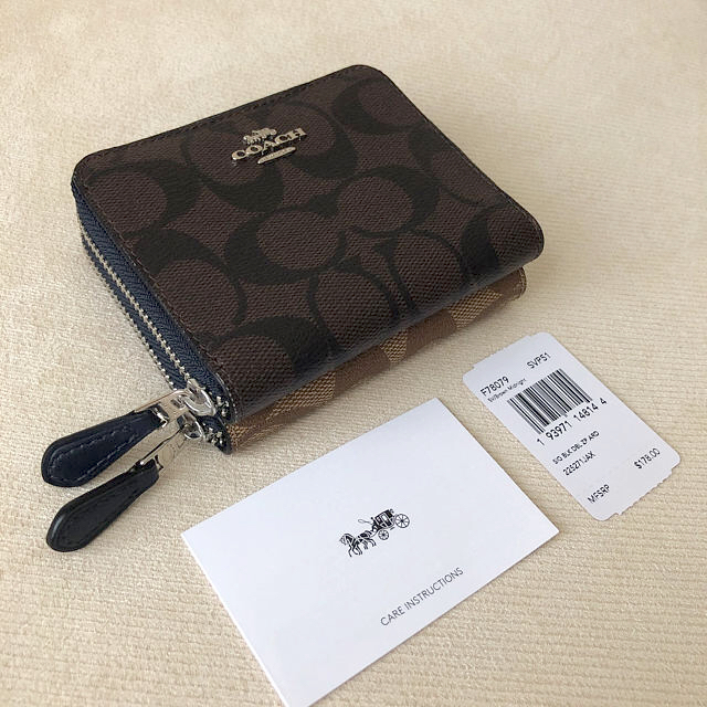 タグ付き新品★COACH スモール ダブルジップ＆ダブルカラー二つ折り財布