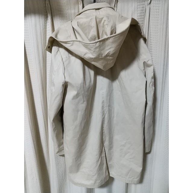 ZARA(ザラ)のZARA MAN ステンカラーコート XLサイズ ベージュ ザラ インポート 服 メンズのジャケット/アウター(ステンカラーコート)の商品写真