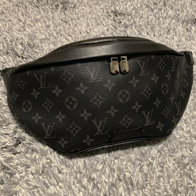 テキスタイル金具色ルイヴィトン　ディスカバリー・バムバッグ　Louis Vuitton