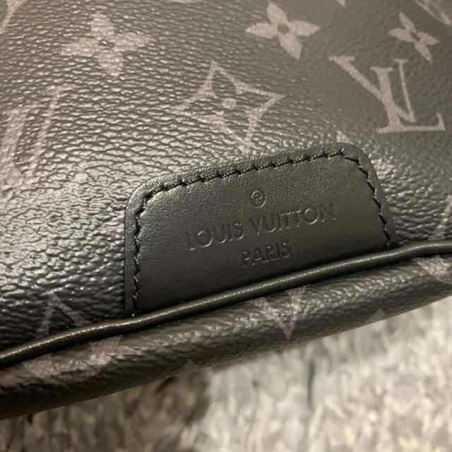 ルイヴィトン　ディスカバリー・バムバッグ　Louis Vuitton