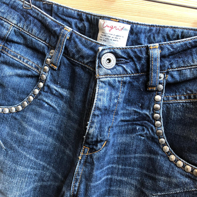 アングリッド スタッズサルエルデニム  size 25  DI81