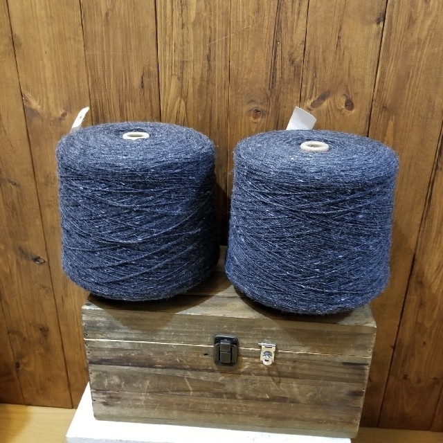 生地/糸ウール 100%　毛糸　４個　グレー　ブラウン