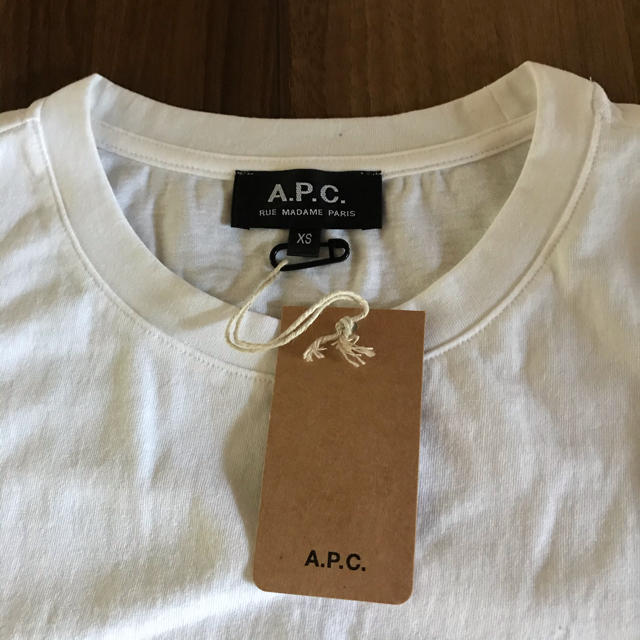 ですが A.P.C - A.P.CのTシャツの通販 by ミッキー's shop｜アーペーセーならラクマ たりめです
