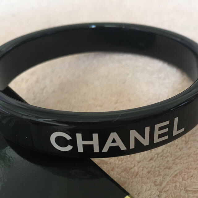 CHANEL バングル ノベルティ 非売品4本まとめての販売になります