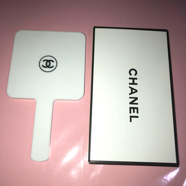 CHANEL ノベルティ　ミラー　手鏡 | フリマアプリ ラクマ