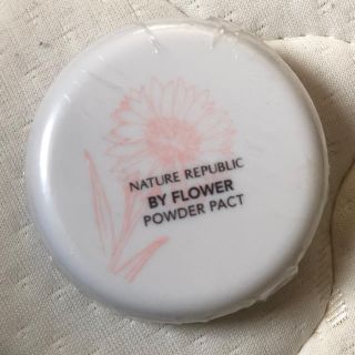 ネイチャーリパブリック(NATURE REPUBLIC)の崩れにくい　マスク着用コスメ　NATURE REPUBLICパウダーパクト💄(フェイスパウダー)