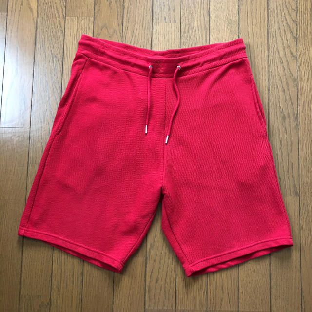 ZARA(ザラ)の送料込　美品　XL ZARA SHORT PANTS RED メンズのパンツ(ショートパンツ)の商品写真