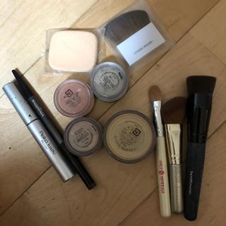 ベアミネラル(bareMinerals)の一個でも全部でも300円コスメ(その他)