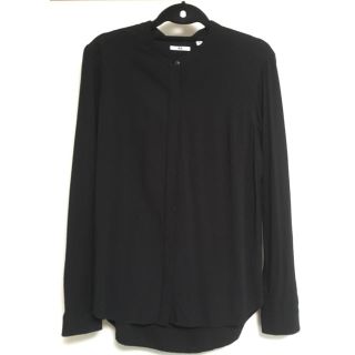 ユニクロ(UNIQLO)の【中古品】UNIQLO ブラウス(長袖・ブラック)(シャツ/ブラウス(長袖/七分))