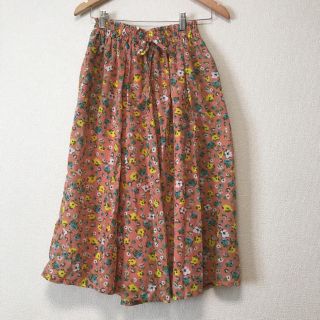 ダブルクローゼット(w closet)のwcloset 花柄パンツ(カジュアルパンツ)