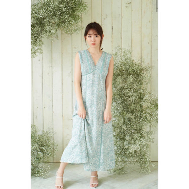 数量は多い Trimmed Lace - to lip Her Floral herlipto Dress ロングワンピース/マキシワンピース