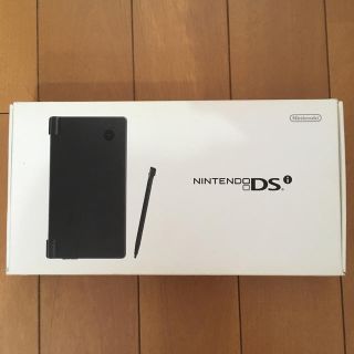 ニンテンドーDS(ニンテンドーDS)のNintendo DS 本体 ニンテンドー DSI BLACK(携帯用ゲーム機本体)