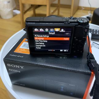 ソニー(SONY)のSONY RX100 M7(ミラーレス一眼)