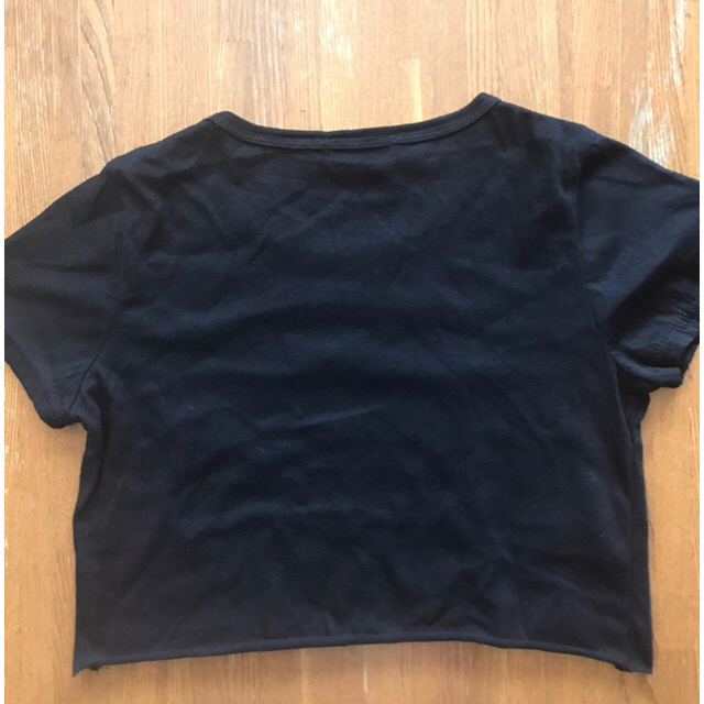 みじか丈　黒Ｔシャツ　Mサイズ レディースのトップス(Tシャツ(半袖/袖なし))の商品写真