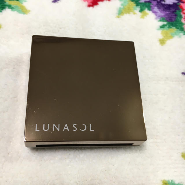 LUNASOL(ルナソル)のルナソル  フェース&ブラッシュカラー コスメ/美容のベースメイク/化粧品(フェイスカラー)の商品写真