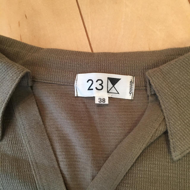 23区(ニジュウサンク)のM1729様専用　　23区　レディースシャツ　Sサイズ レディースのトップス(シャツ/ブラウス(長袖/七分))の商品写真