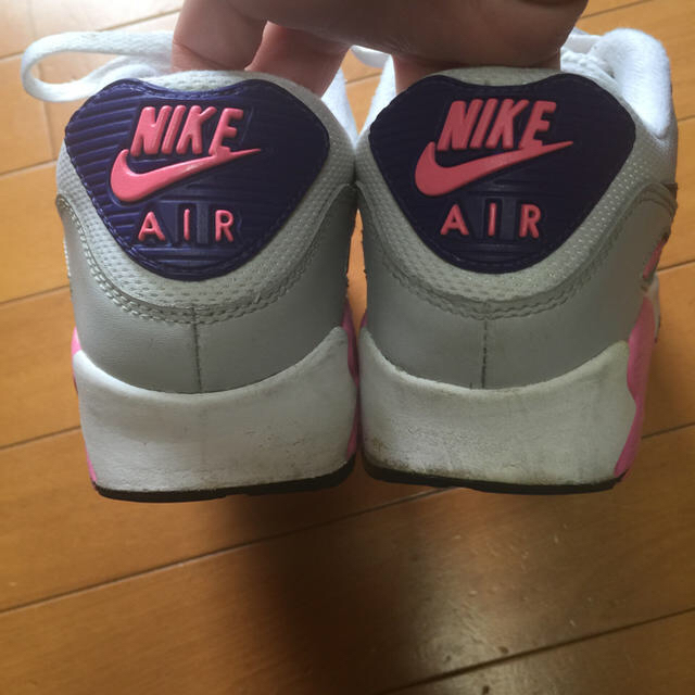 NIKE(ナイキ)のNIKE airmax レディースの靴/シューズ(スニーカー)の商品写真