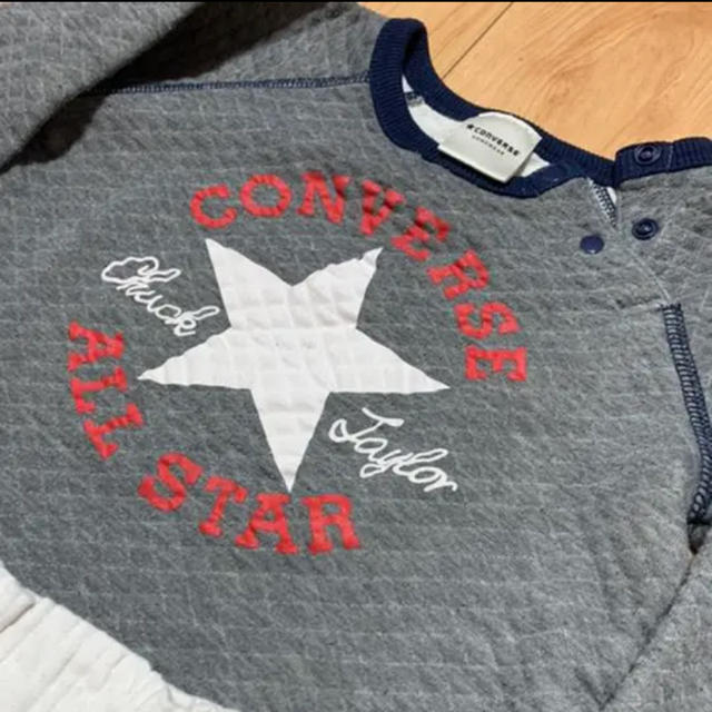 CONVERSE(コンバース)の長袖　パジャマ　コンバース　90 キッズ/ベビー/マタニティのキッズ服男の子用(90cm~)(パジャマ)の商品写真