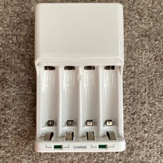 ムジルシリョウヒン(MUJI (無印良品))のニッケル水素電池専用充電器　無印良品(muji)(バッテリー/充電器)