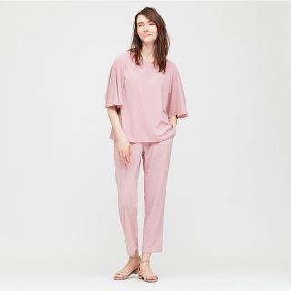 ユニクロ(UNIQLO)のクレープジャージーT(シャツ/ブラウス(半袖/袖なし))