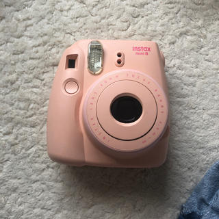 フジフイルム(富士フイルム)のチェキ　instax mini8 ピンク(フィルムカメラ)