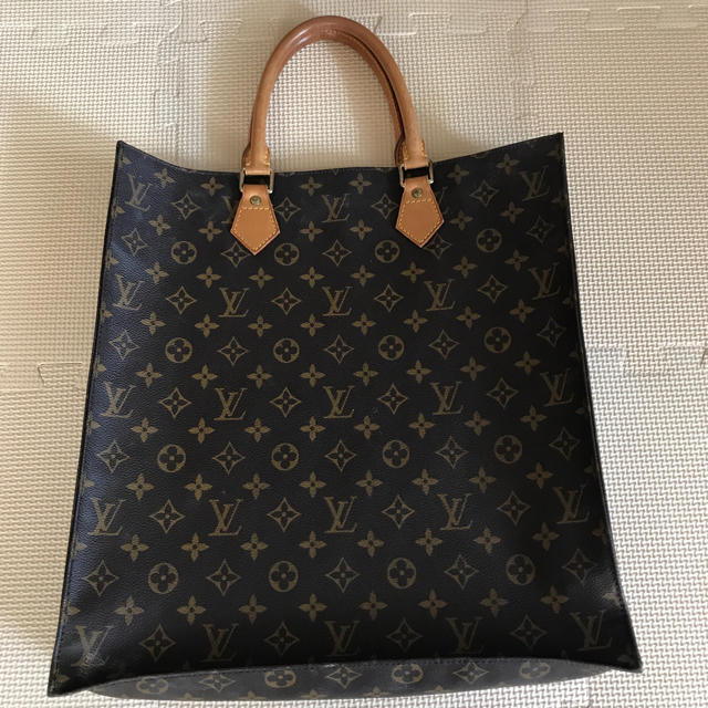 LOUIS VUITTON(ルイヴィトン)のルイヴィトン モノグラム サックプラ レディースのバッグ(トートバッグ)の商品写真