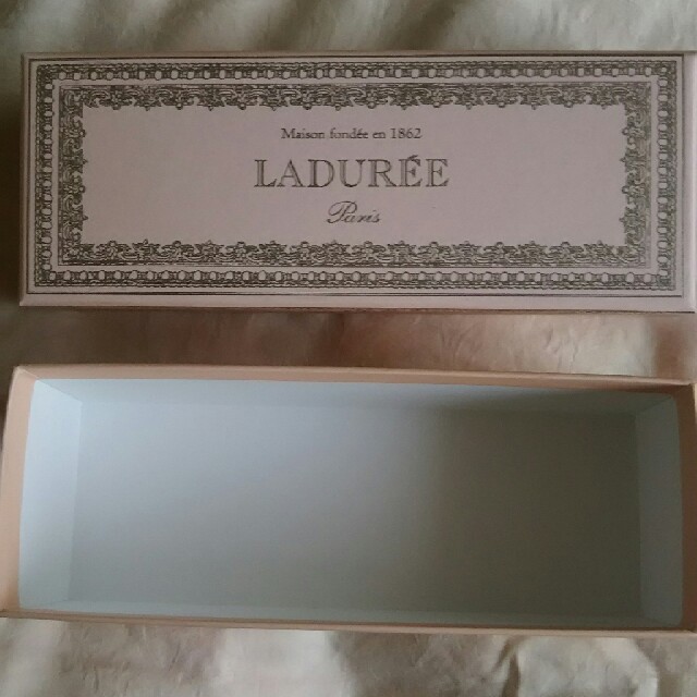 LADUREE🎀マカロンの空箱 その他のその他(その他)の商品写真