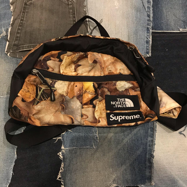 Supreme(シュプリーム)のsupreme the north face waist bag メンズのバッグ(ウエストポーチ)の商品写真