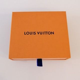 ルイヴィトン(LOUIS VUITTON)の空箱★LOUIS VUITTON①(ラッピング/包装)