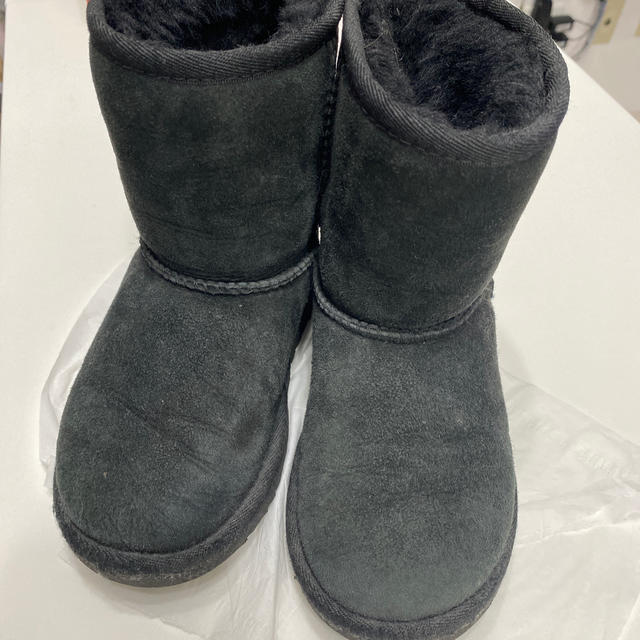 UGG(アグ)のニコちゃん様。UGGムートンブーツ‼️kids17.5cm☺️アグ キッズ/ベビー/マタニティのキッズ靴/シューズ(15cm~)(ブーツ)の商品写真