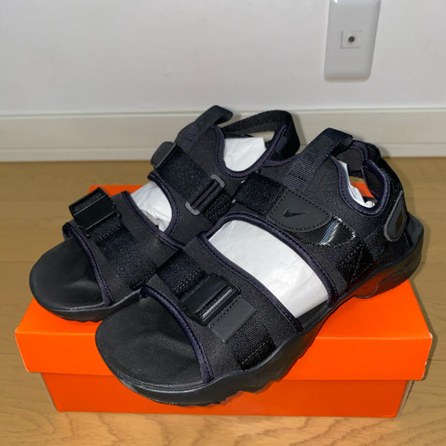 NIKE CANYON SANDAL