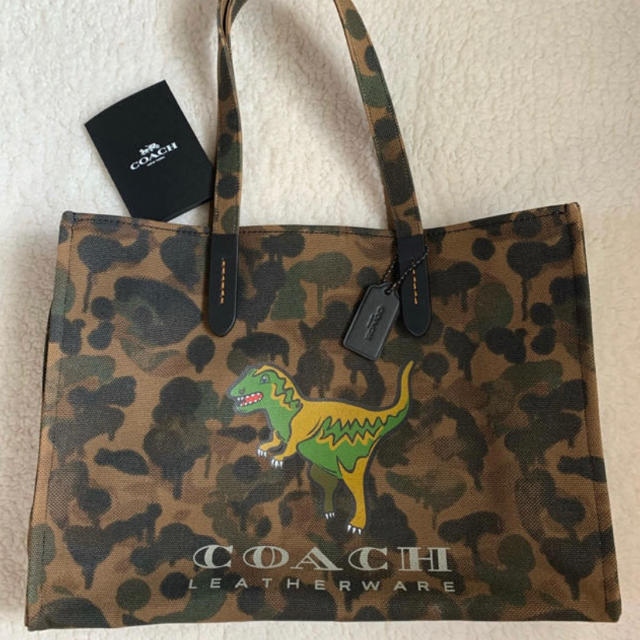 レア!【コーチ百貨店モデル】キャンバス トート 42 ウィズ カモ