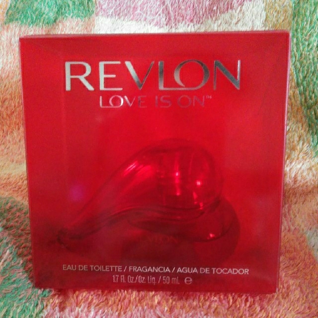 REVLON(レブロン)のラブイズオン☆レブロン コスメ/美容の香水(香水(女性用))の商品写真