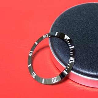セイコー(SEIKO)の新品未使用 SEIKO 社外品 サブマリーナ 黒／白SKX007 009(腕時計(アナログ))