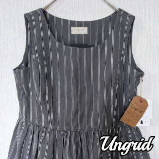 アングリッド(Ungrid)のUngrid アングリッド　新品未使用タグ付き　ノースリーブトップス　グレー(シャツ/ブラウス(半袖/袖なし))