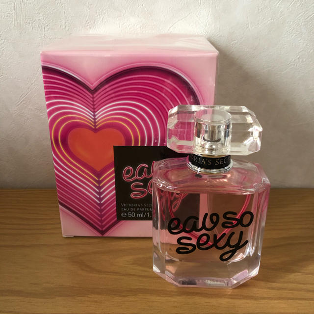 Victoria's Secret(ヴィクトリアズシークレット)のVictoria's Secret Eau So Sexy コスメ/美容の香水(香水(女性用))の商品写真