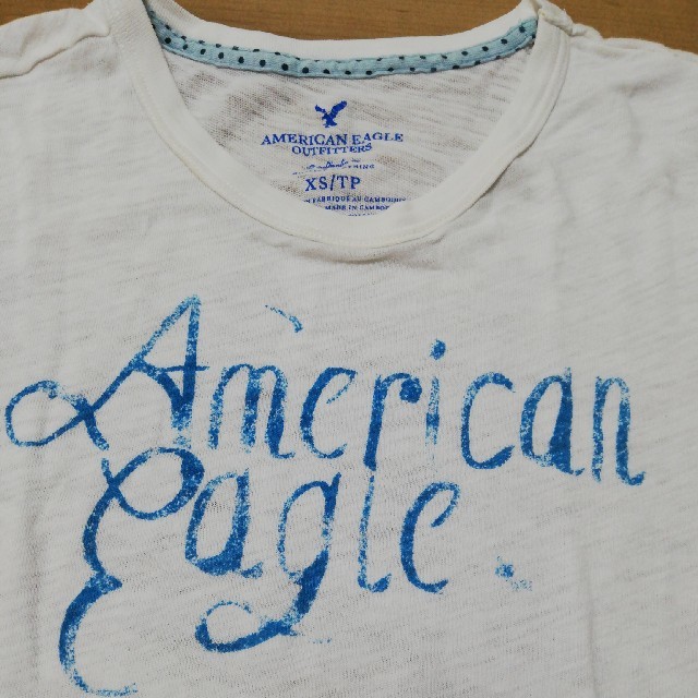 American Eagle(アメリカンイーグル)のアメリカンイーグル 白Tシャツ レディースのトップス(Tシャツ(半袖/袖なし))の商品写真