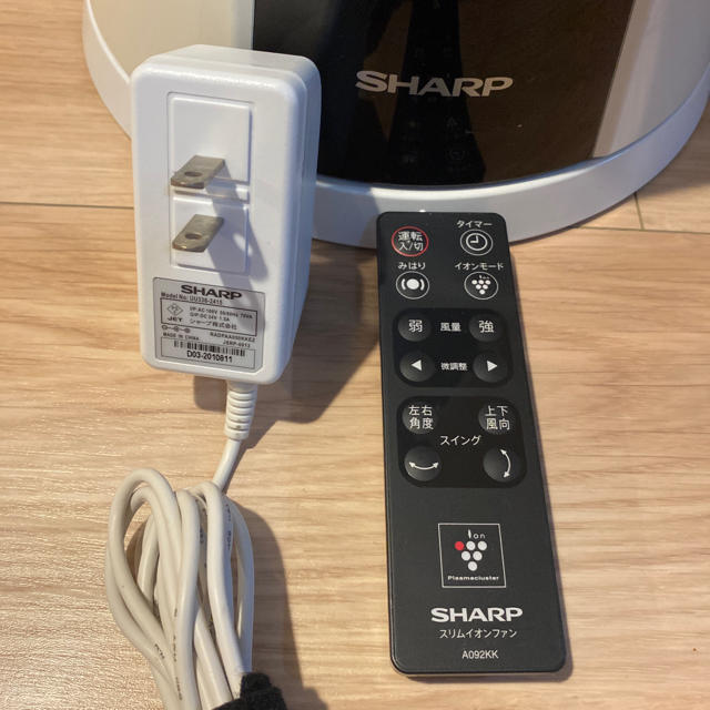 SHARP(シャープ)のシャープ　プラズマクラスター スリムイオンファン スマホ/家電/カメラの冷暖房/空調(扇風機)の商品写真
