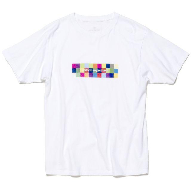 uniform experiment(ユニフォームエクスペリメント)のUE COLORCHART BOX LOGO TEE メンズのトップス(Tシャツ/カットソー(半袖/袖なし))の商品写真