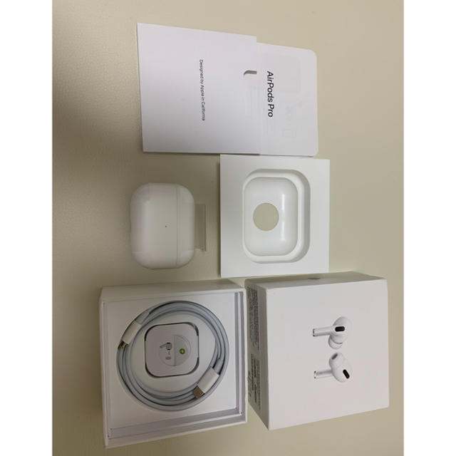 オーディオ機器Apple AirPods Pro 新品未使用　最終値下げ