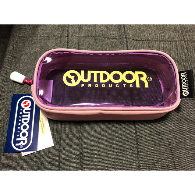 OUTDOOR PRODUCTS(アウトドアプロダクツ)のOUTDOOR クリアペンケース インテリア/住まい/日用品の文房具(ペンケース/筆箱)の商品写真