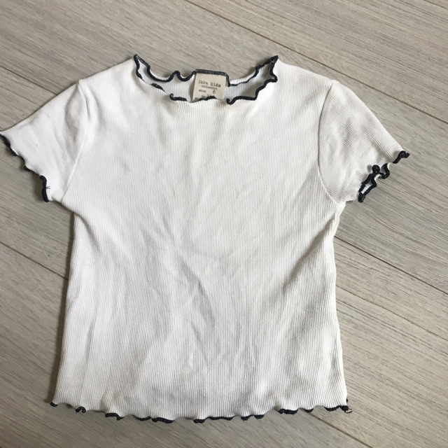 ZARA(ザラ)のごんごん様専用 キッズ/ベビー/マタニティのキッズ服女の子用(90cm~)(Tシャツ/カットソー)の商品写真