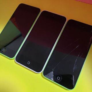 アイフォーン(iPhone)のiPhone5c ジャンク 部品とり用 3台(スマートフォン本体)