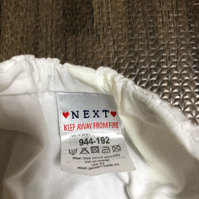 NEXT(ネクスト)のNEXT スカート　サイズ98 キッズ/ベビー/マタニティのキッズ服女の子用(90cm~)(スカート)の商品写真