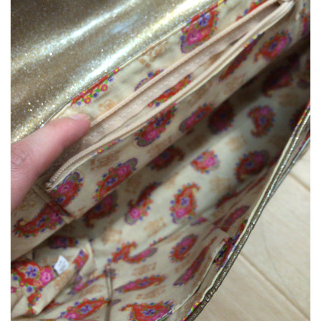ANNA SUI(アナスイ)のアナスイ♡エナメルショルダーバッグ レディースのバッグ(ショルダーバッグ)の商品写真